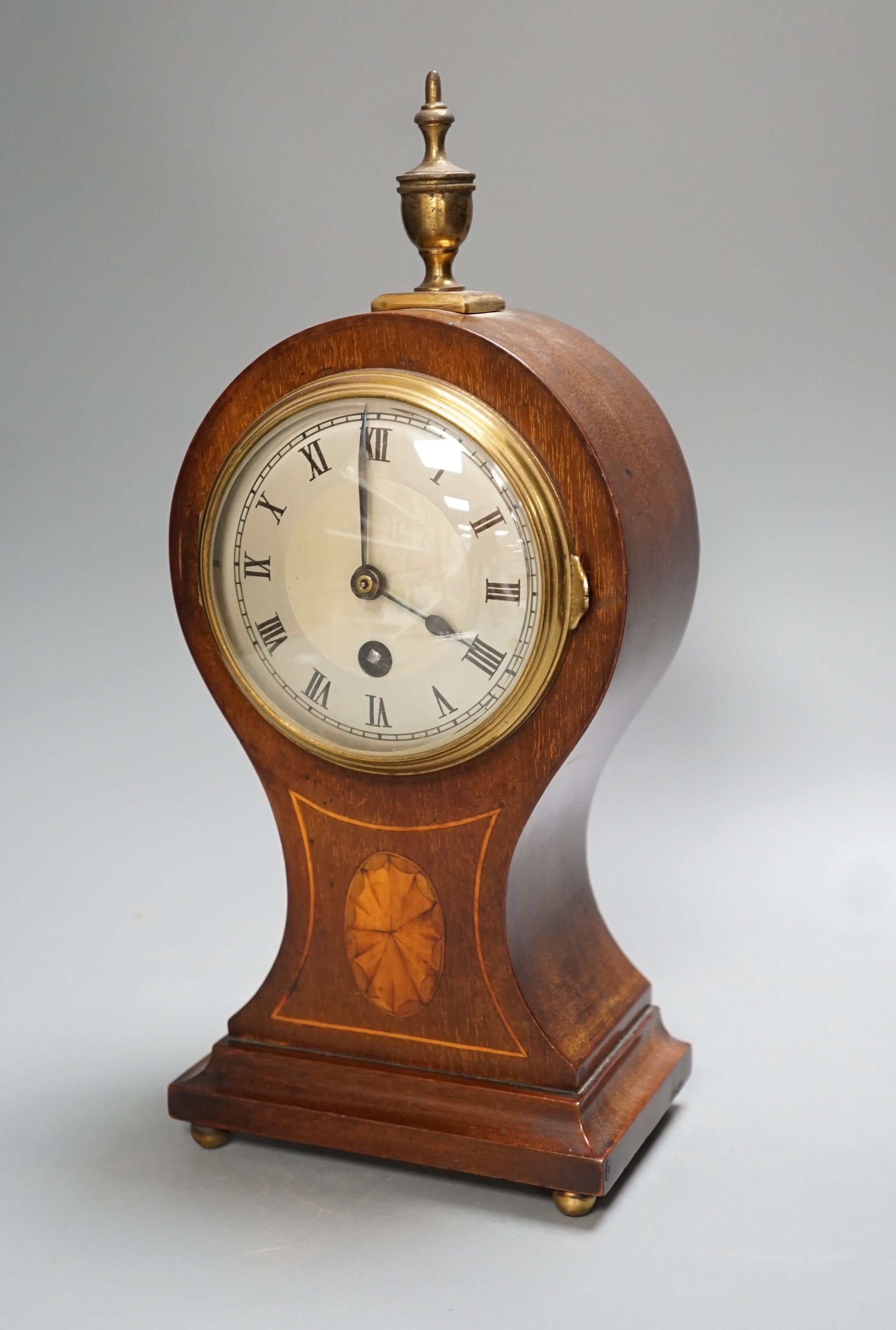 An Edwardian mahogany inlaid satinwood balloon timepiece - 32cm high